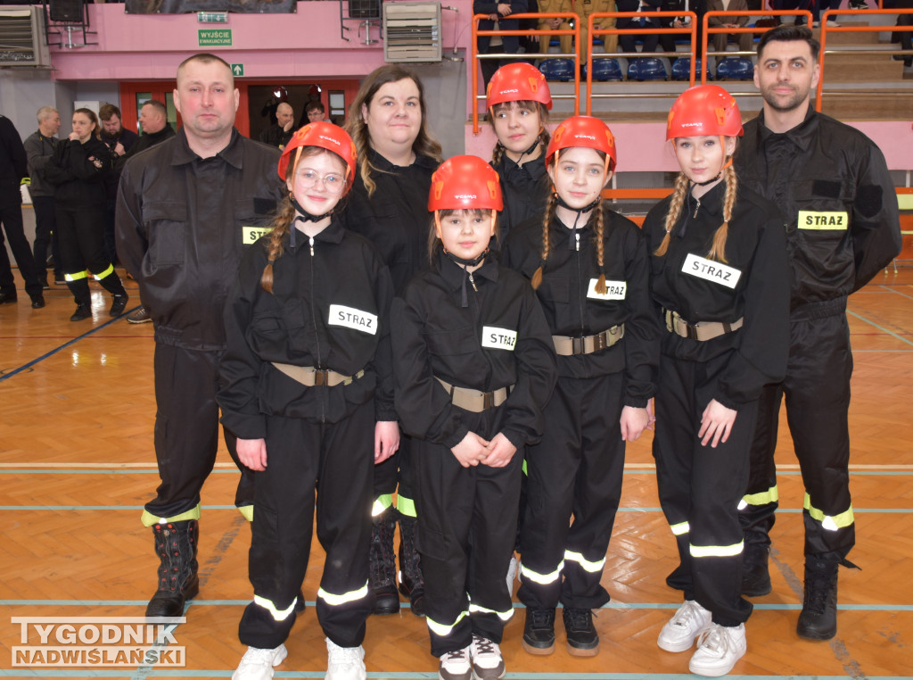 Halowe Zawody Młodzieżowych Drużyn Pożarniczych