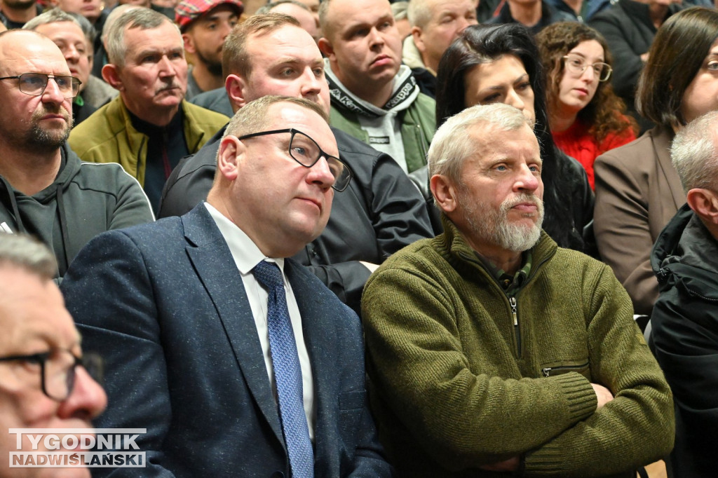 Spotkanie w sprawie przebiegu nowej DK9 w Stalach