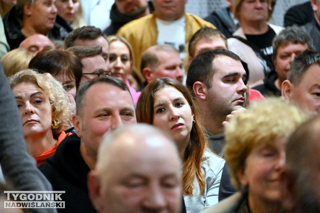 Spotkanie w sprawie przebiegu nowej DK9 w Stalach
