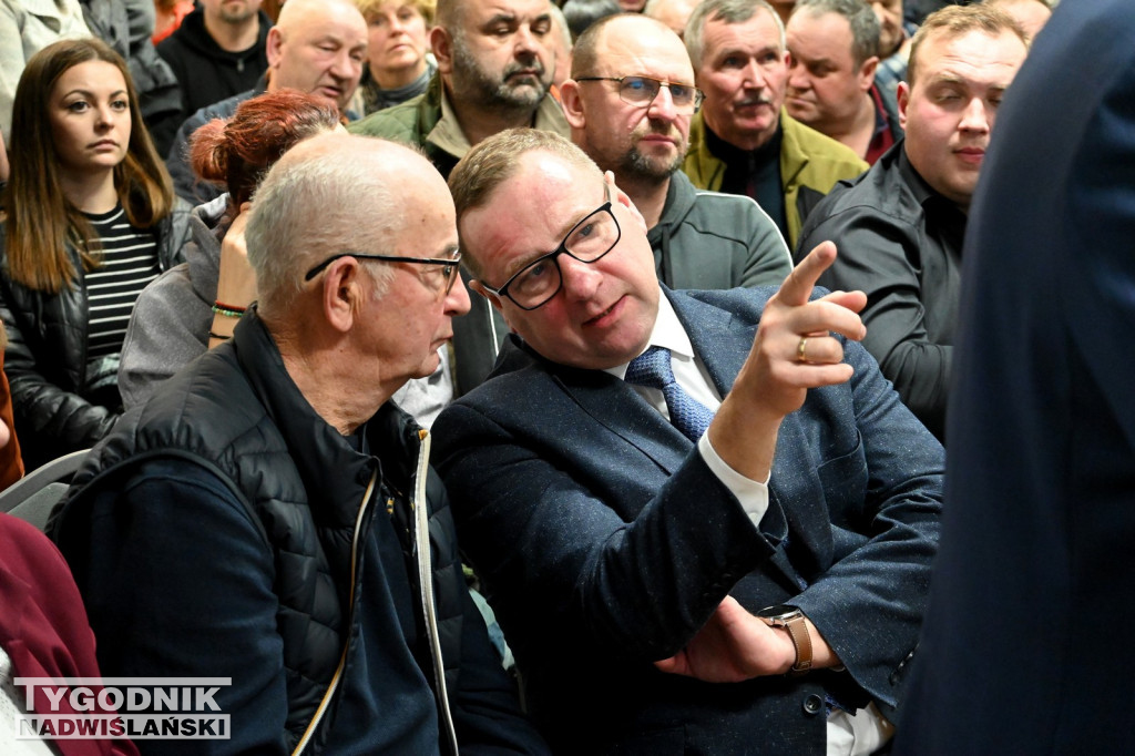 Spotkanie w sprawie przebiegu nowej DK9 w Stalach