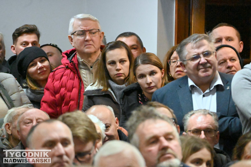 Spotkanie w sprawie przebiegu nowej DK9 w Stalach