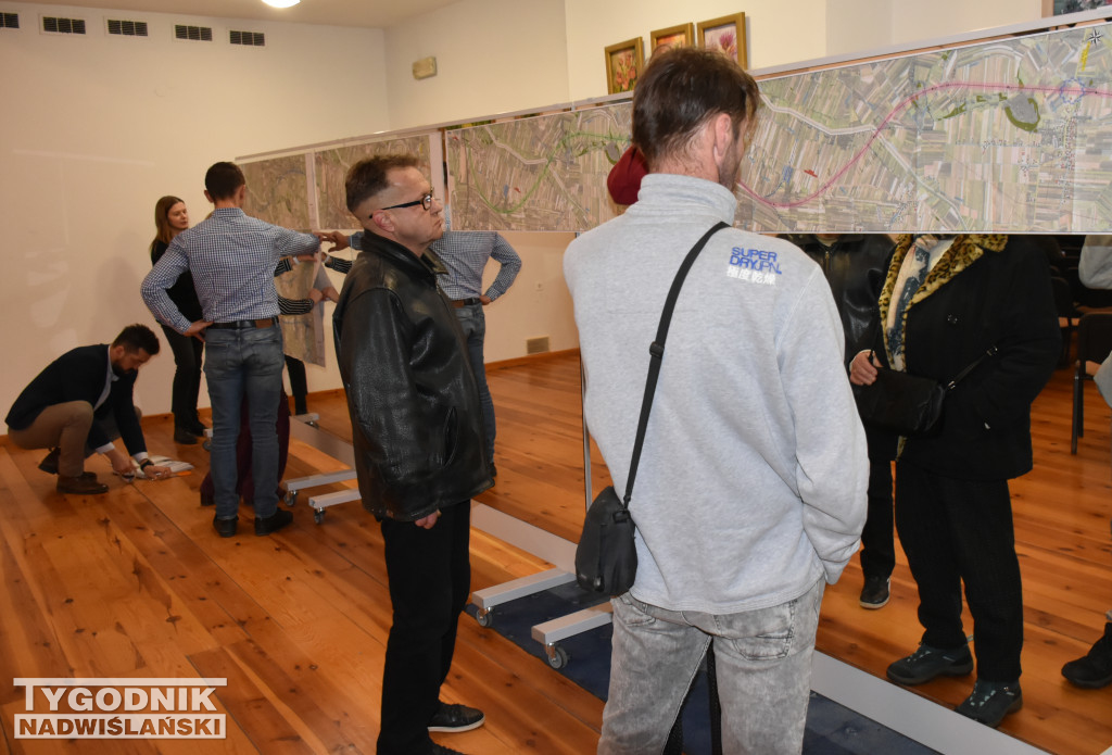 Spotkanie w Koprzywnicy w sprawie DK9