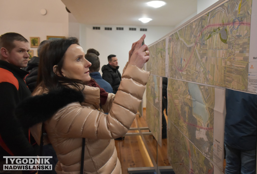 Spotkanie w Koprzywnicy w sprawie DK9