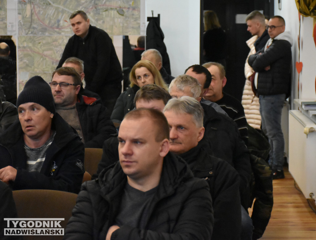 Spotkanie w Koprzywnicy w sprawie DK9