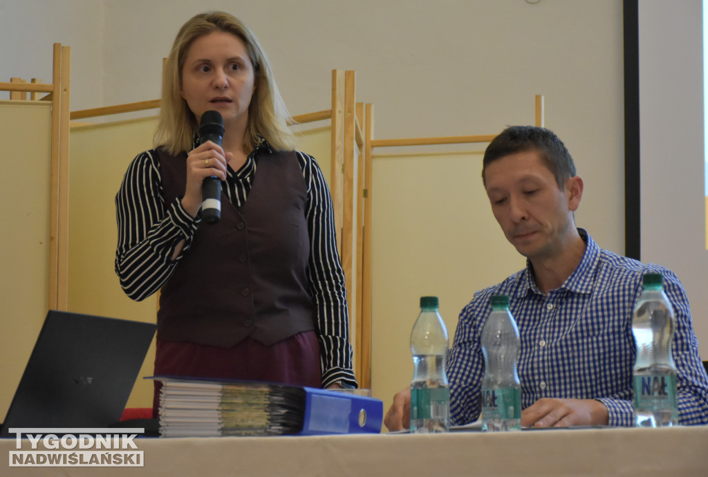 Spotkanie w Koprzywnicy w sprawie DK9