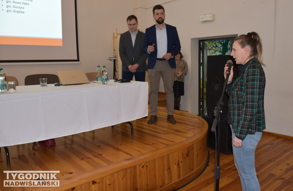 Spotkanie w Koprzywnicy w sprawie DK9