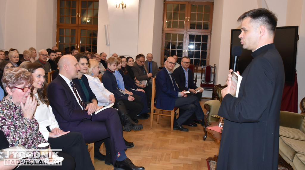 Spotkanie autorskie z biskupem K. Nitkiewiczem