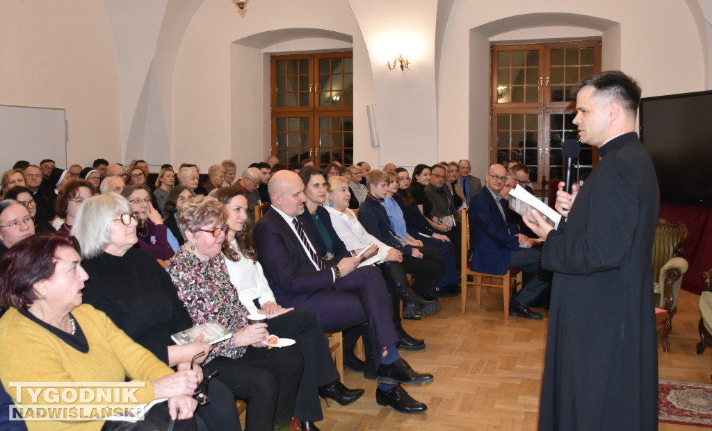 Spotkanie autorskie z biskupem K. Nitkiewiczem