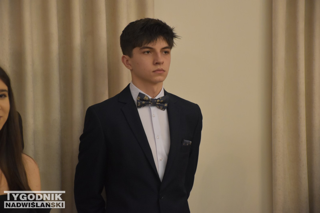 Studniówka ZS nr 1 w Nowej Dębie