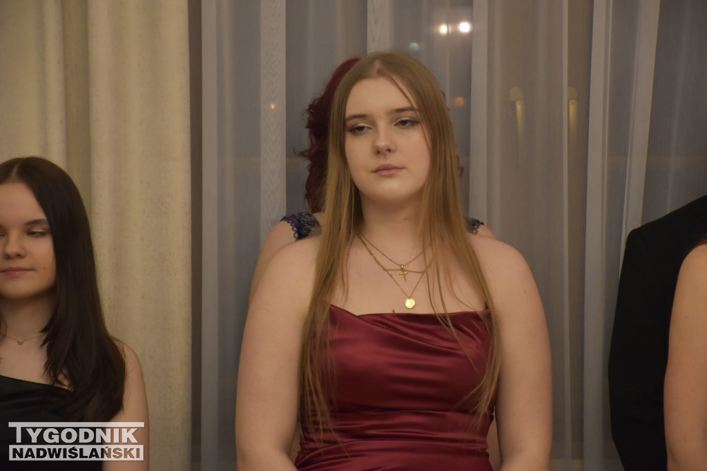 Studniówka ZS nr 1 w Nowej Dębie