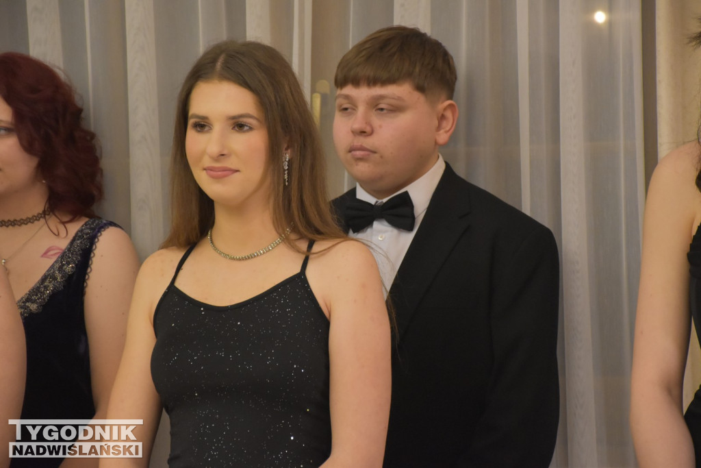 Studniówka ZS nr 1 w Nowej Dębie