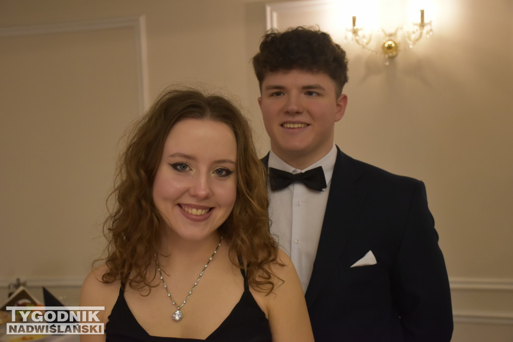 Studniówka ZS nr 1 w Nowej Dębie