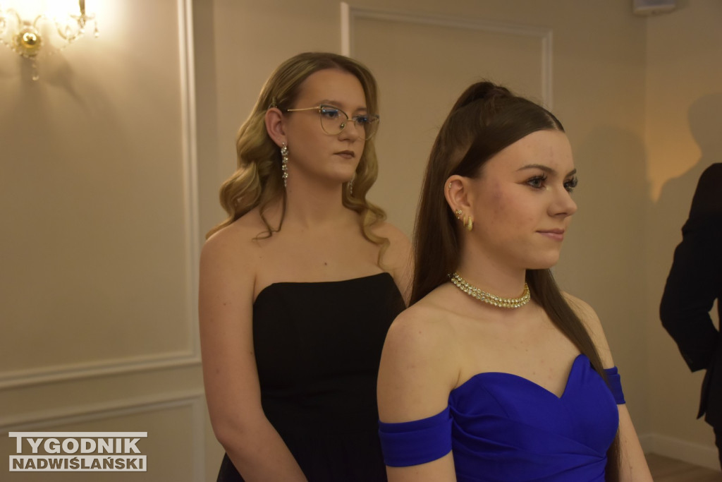 Studniówka ZS nr 1 w Nowej Dębie