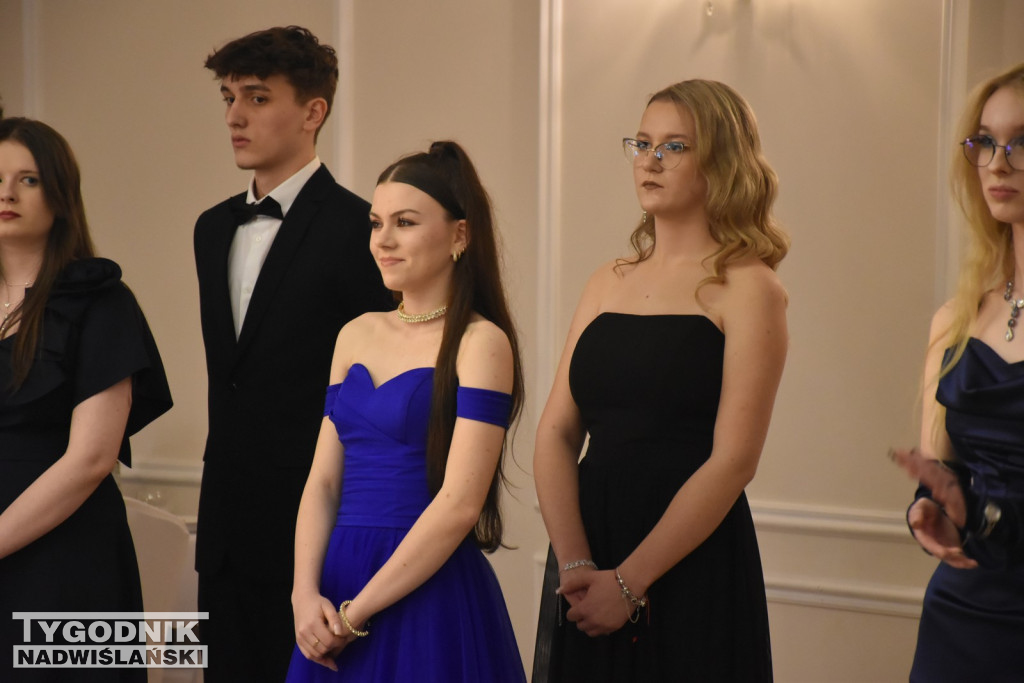 Studniówka ZS nr 1 w Nowej Dębie