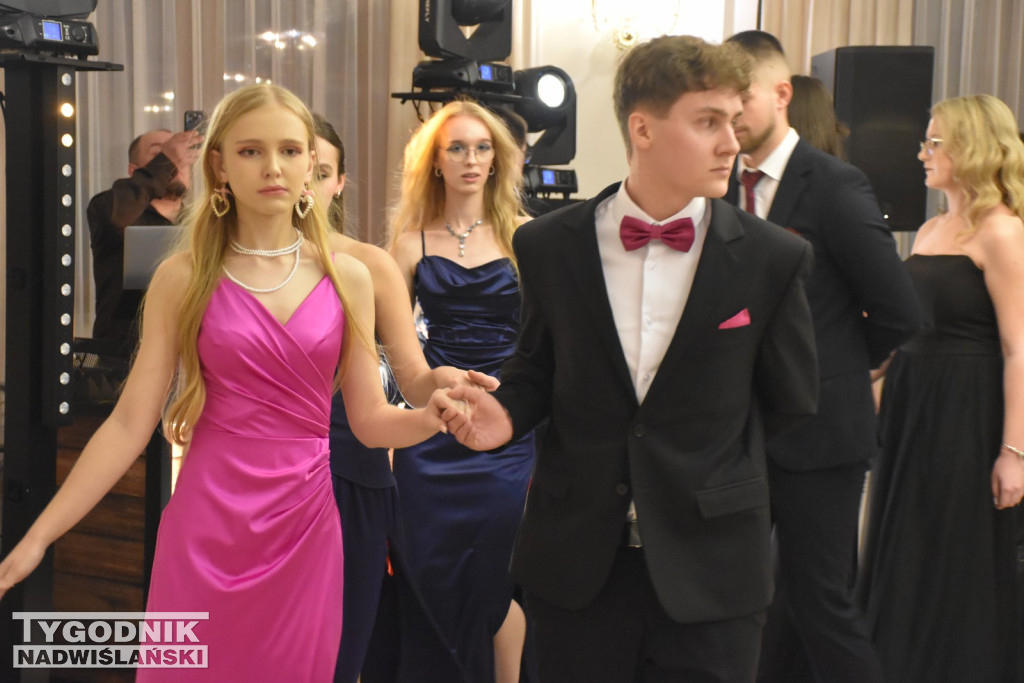 Studniówka ZS nr 1 w Nowej Dębie