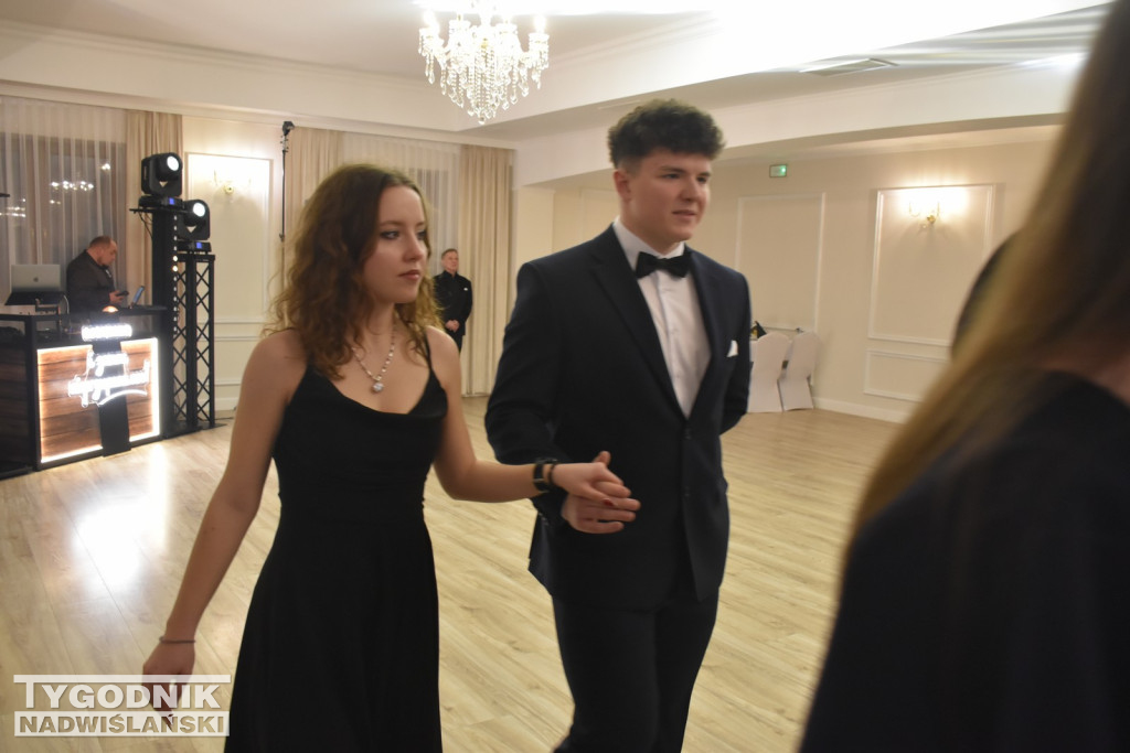 Studniówka ZS nr 1 w Nowej Dębie