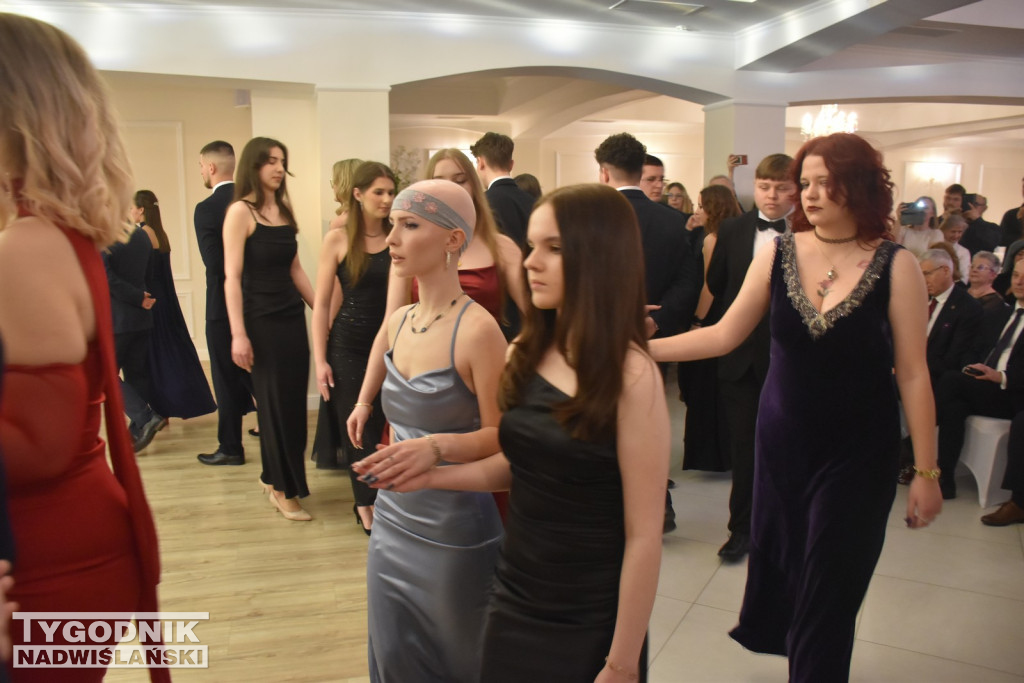 Studniówka ZS nr 1 w Nowej Dębie