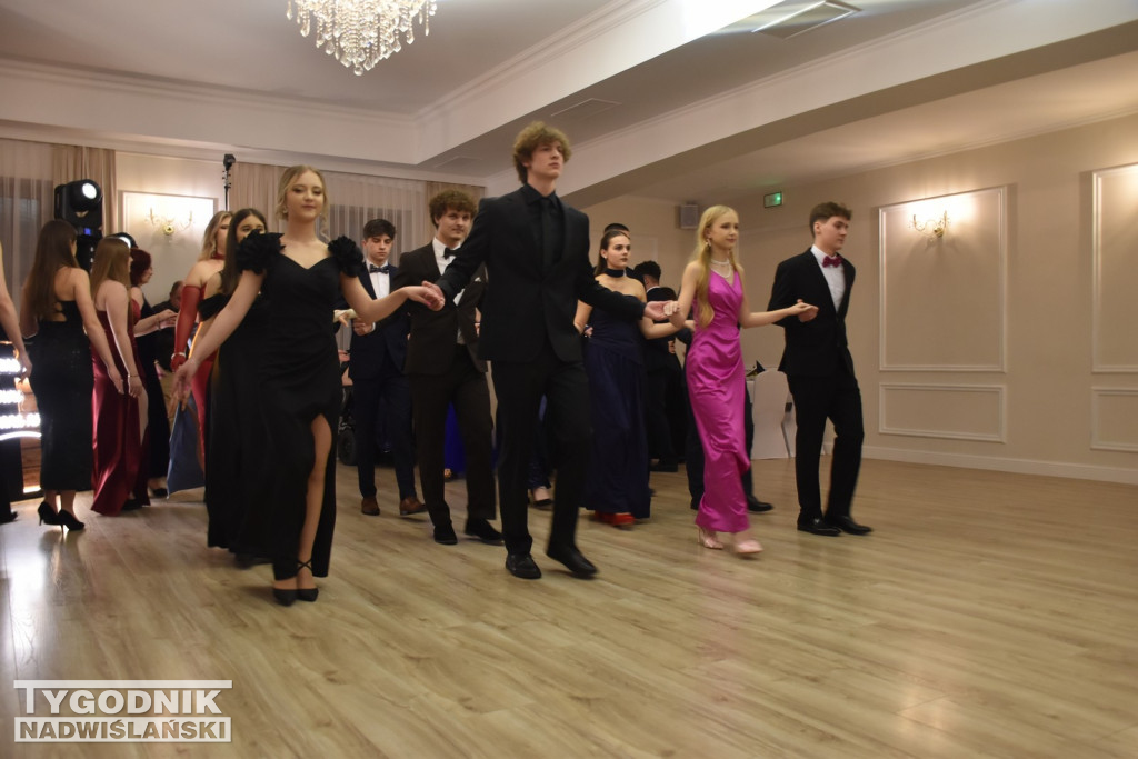 Studniówka ZS nr 1 w Nowej Dębie