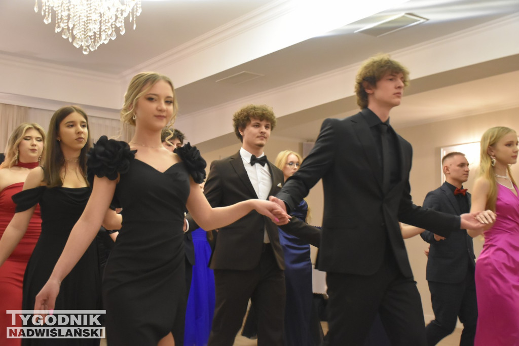 Studniówka ZS nr 1 w Nowej Dębie