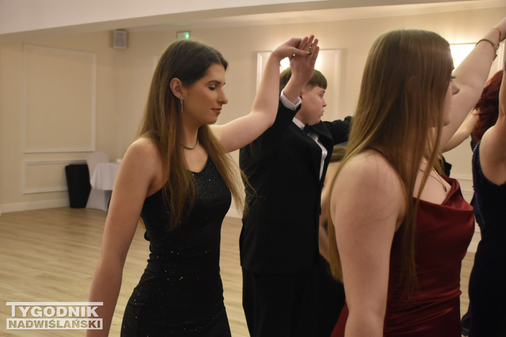 Studniówka ZS nr 1 w Nowej Dębie