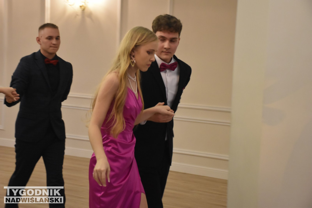 Studniówka ZS nr 1 w Nowej Dębie