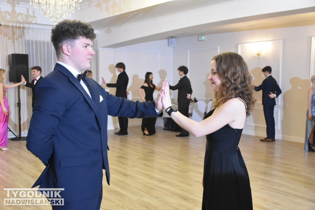 Studniówka ZS nr 1 w Nowej Dębie