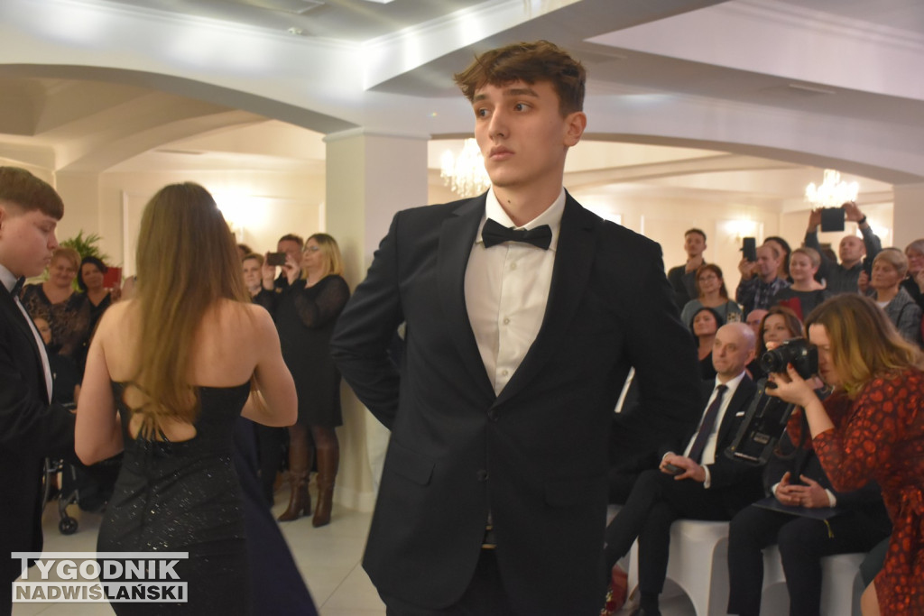 Studniówka ZS nr 1 w Nowej Dębie