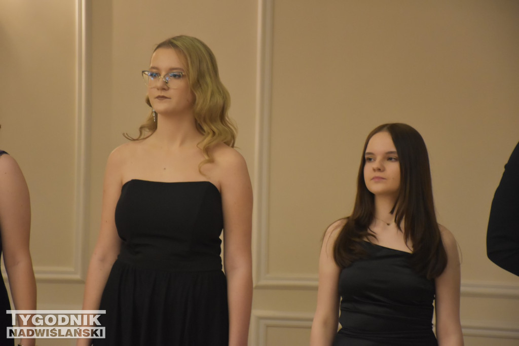 Studniówka ZS nr 1 w Nowej Dębie