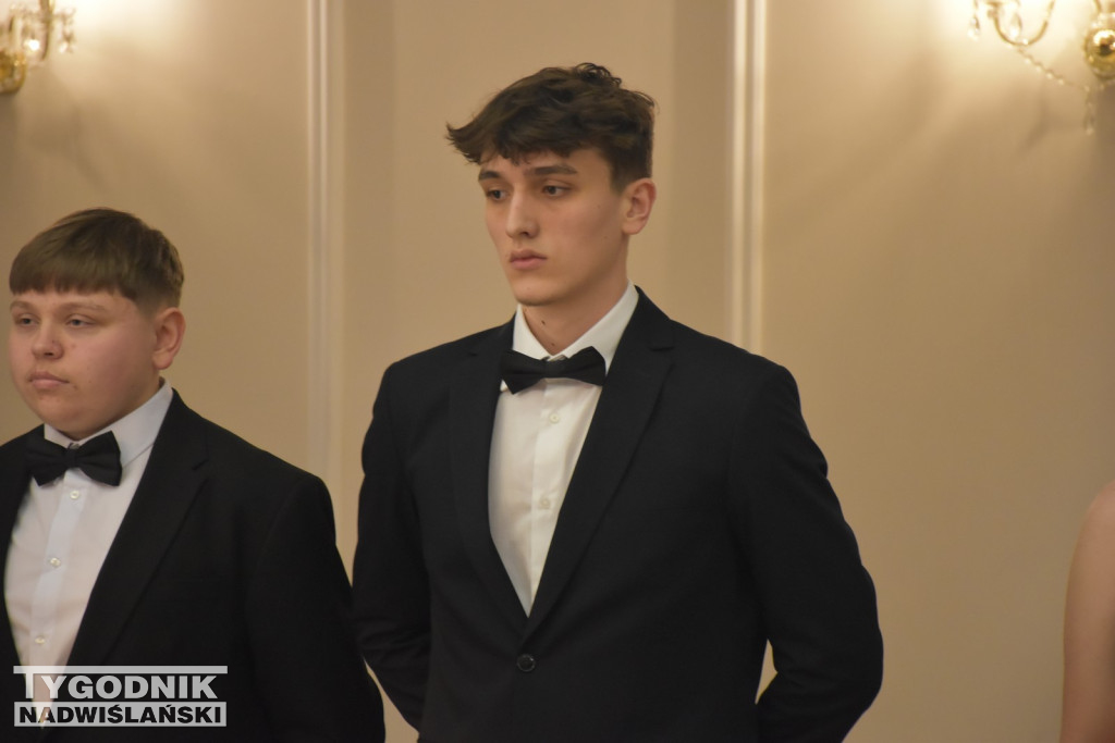 Studniówka ZS nr 1 w Nowej Dębie