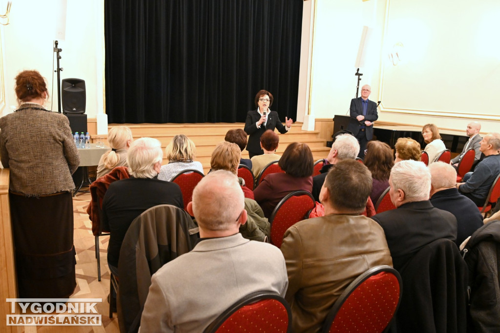 Elżbieta Witek w Tarnobrzegu