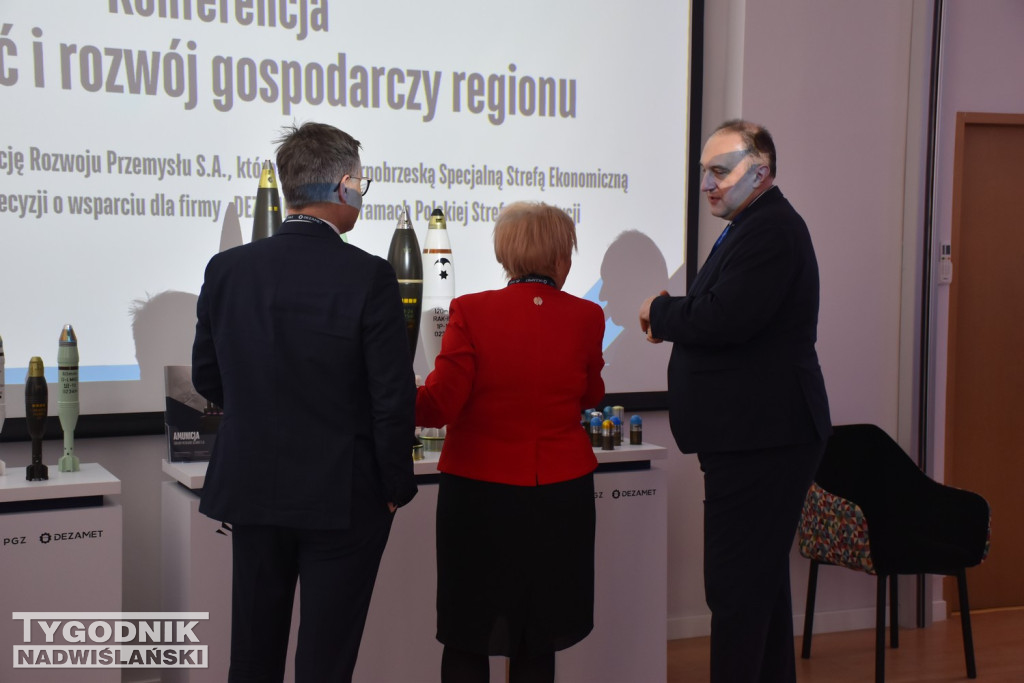 Konferencja w Dezamecie