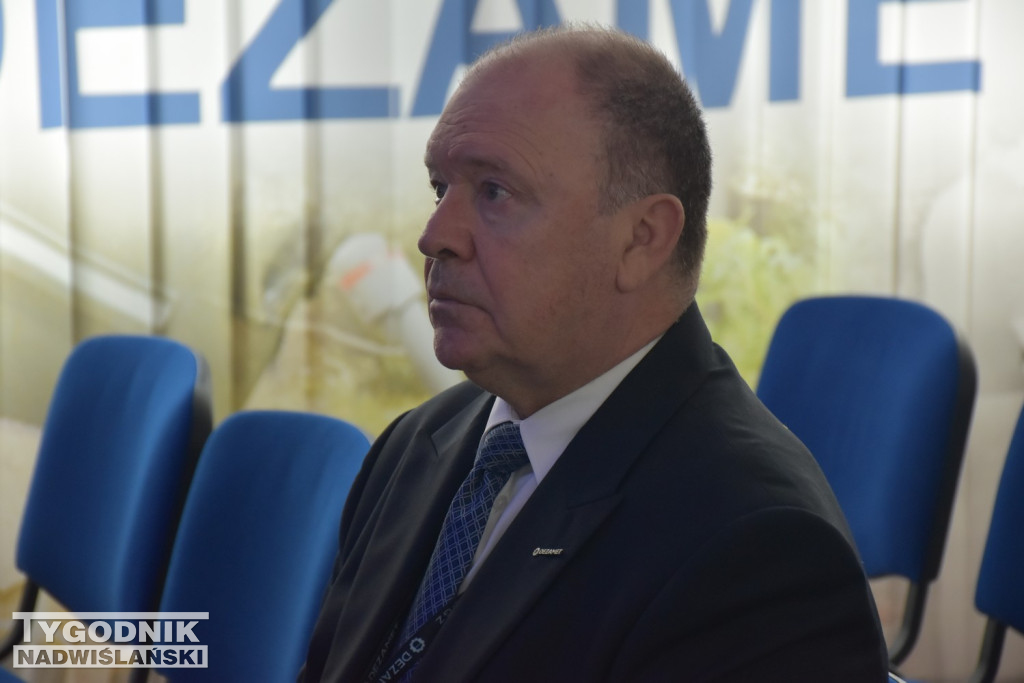 Konferencja w Dezamecie