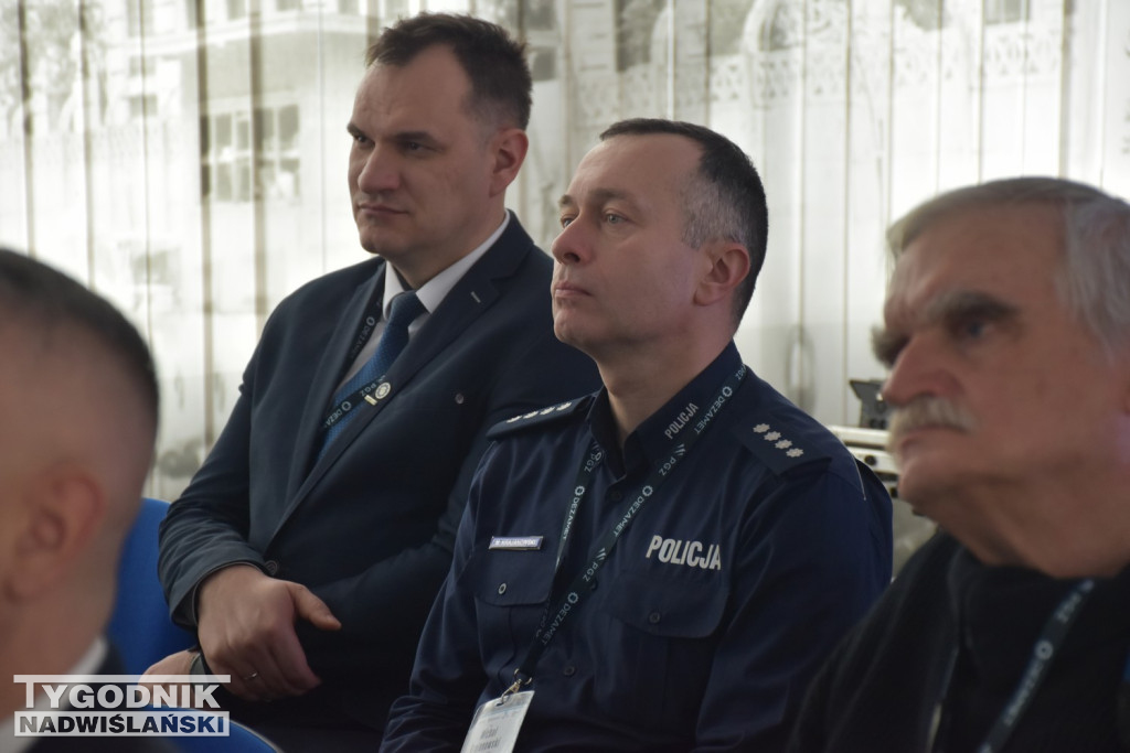 Konferencja w Dezamecie