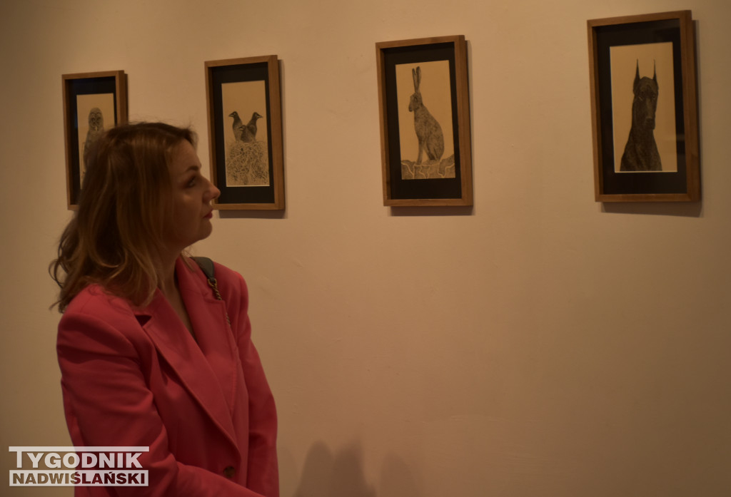 Otwarcie wystawy Karoliny Dousy-Bik w BWA