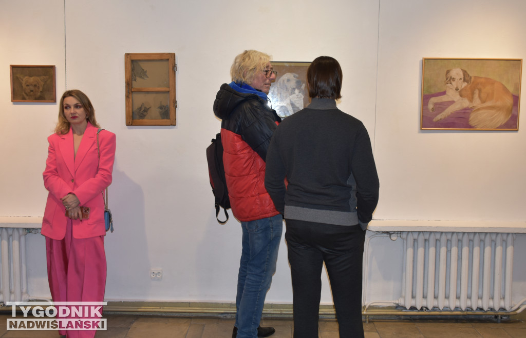 Otwarcie wystawy Karoliny Dousy-Bik w BWA
