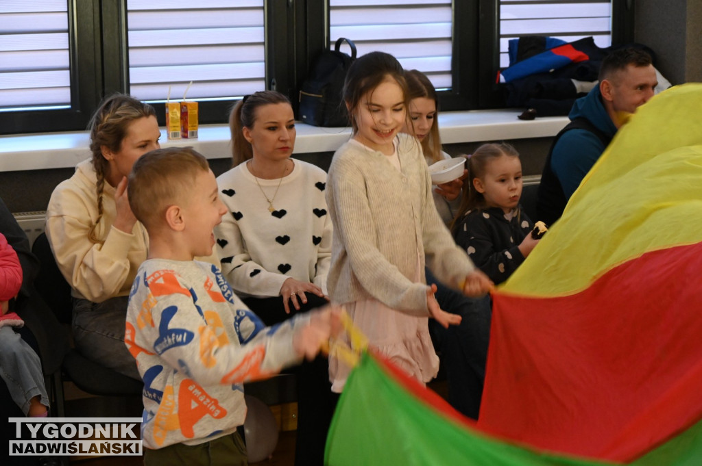 Pomagamy przytulisku w Nowej Dębie