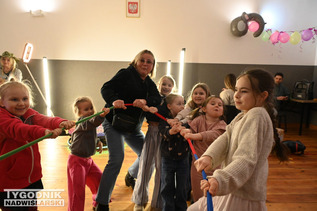 Pomagamy przytulisku w Nowej Dębie