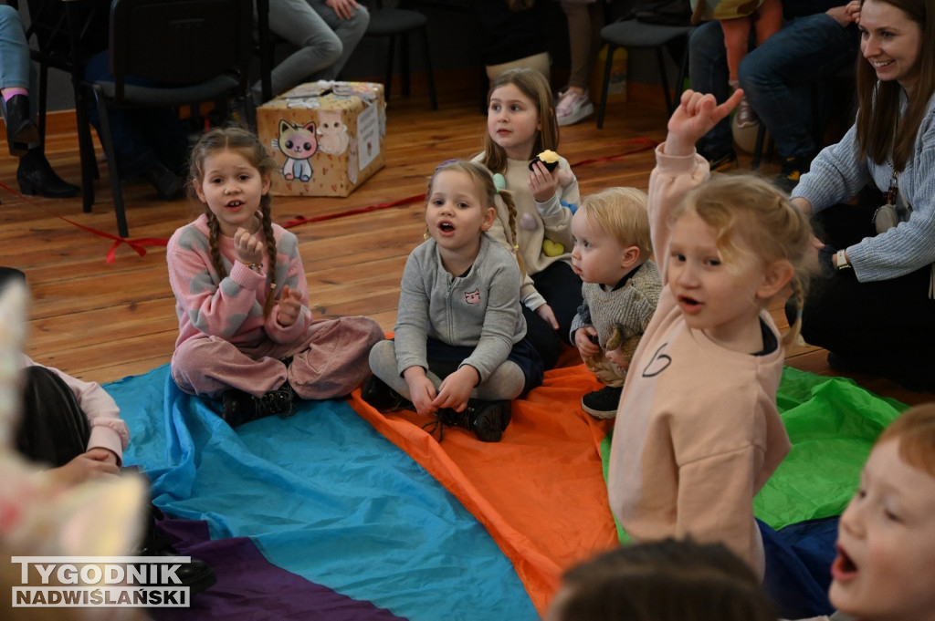 Pomagamy przytulisku w Nowej Dębie