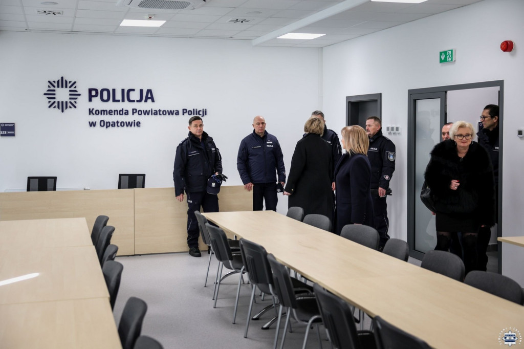 Otwarcie rozbudowane KP Policji w Opatowie