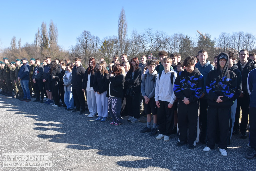 Bieg Tropem Wilczym 2026 w Nowej Dębie