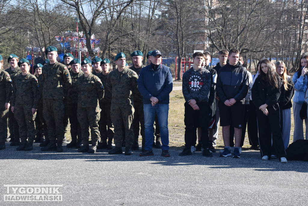 Bieg Tropem Wilczym 2026 w Nowej Dębie