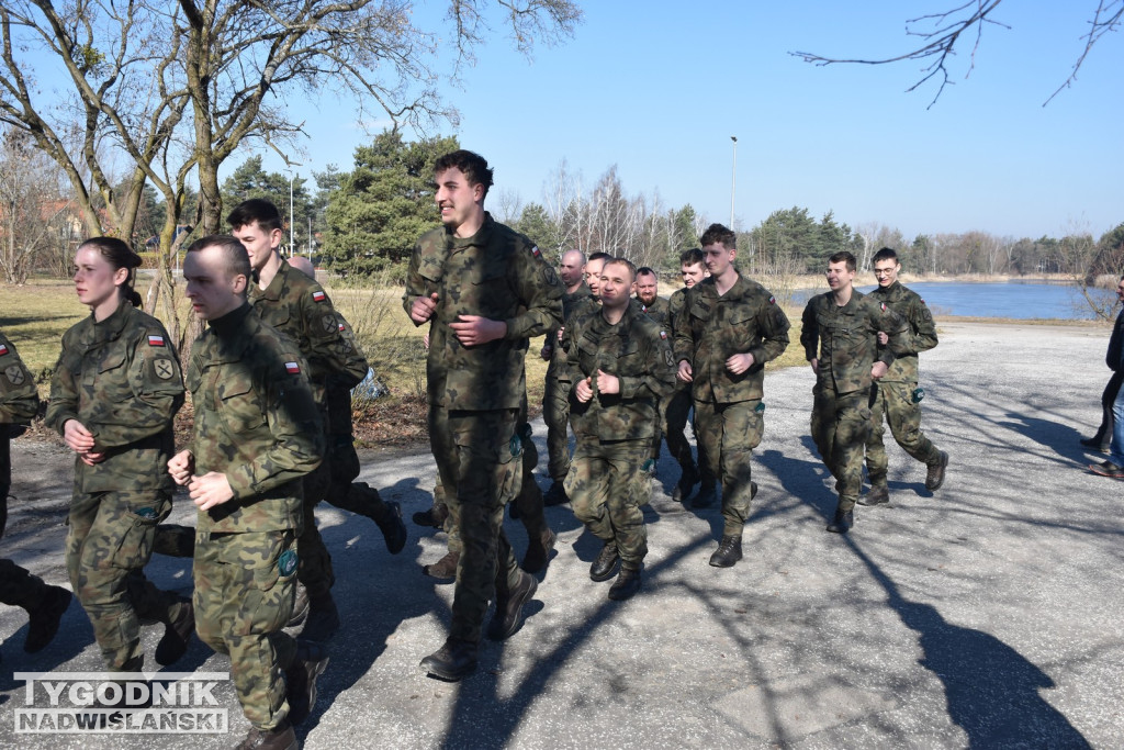 Bieg Tropem Wilczym 2026 w Nowej Dębie