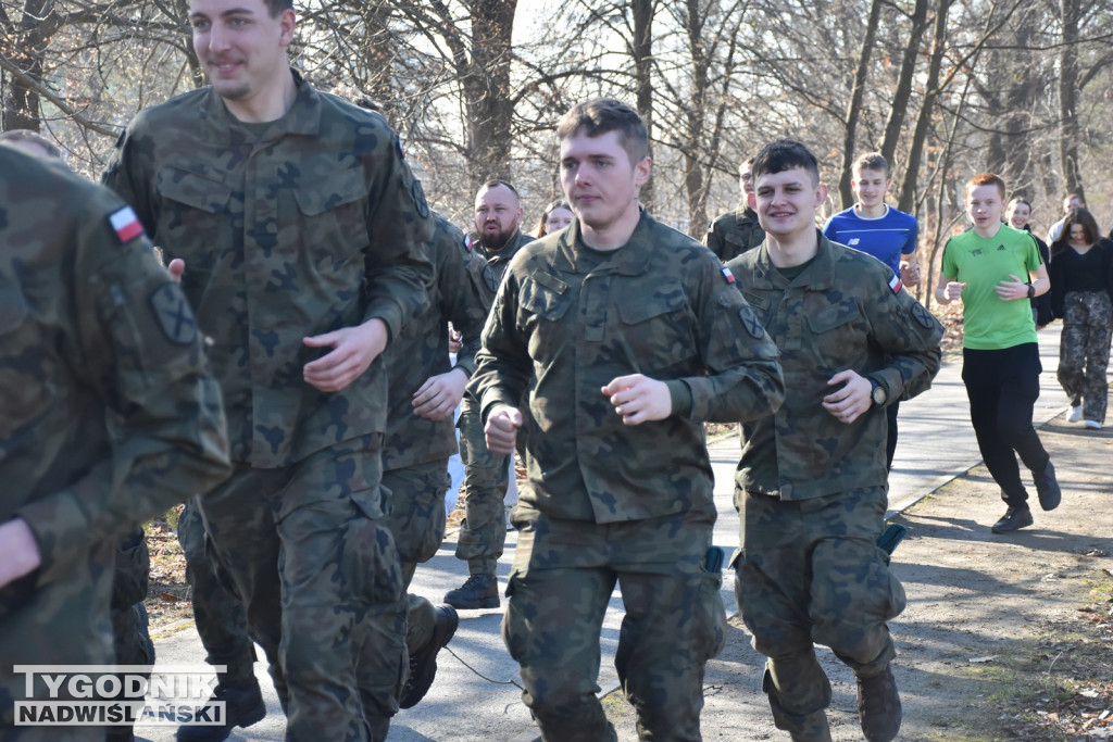 Bieg Tropem Wilczym 2026 w Nowej Dębie