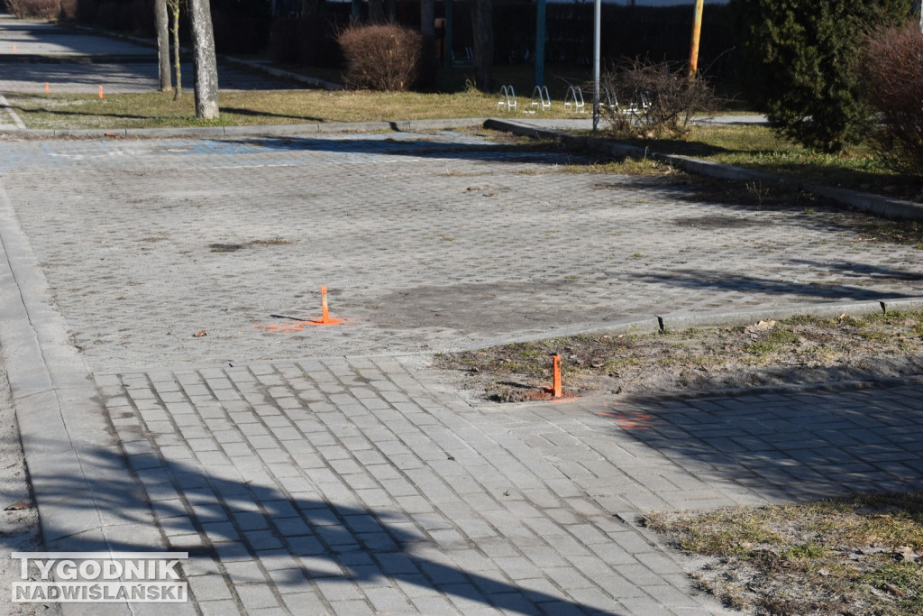 Remont ul. Mickiewicza w Nowej Dębie