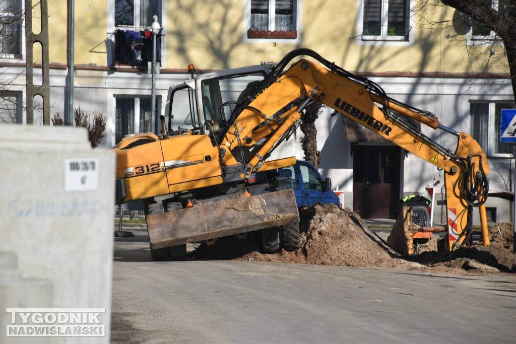 Remont ul. Mickiewicza w Nowej Dębie