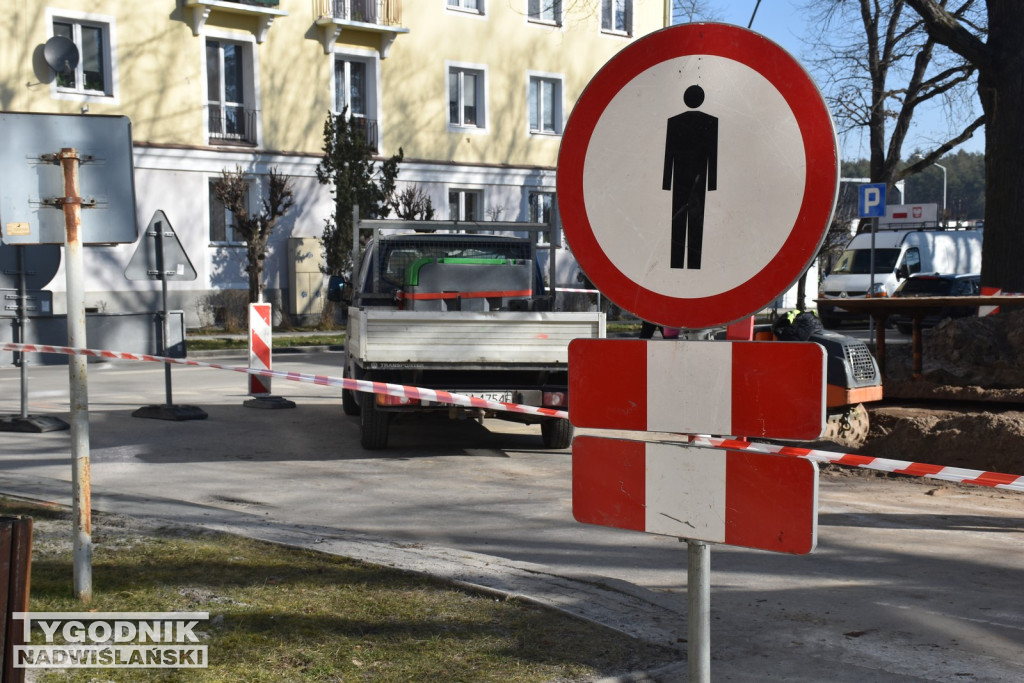 Remont ul. Mickiewicza w Nowej Dębie