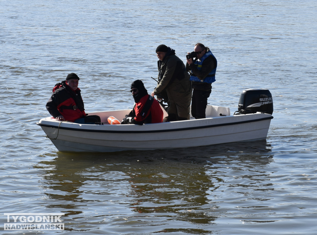 IX Zimowa Przeprawa Wisły Wpław