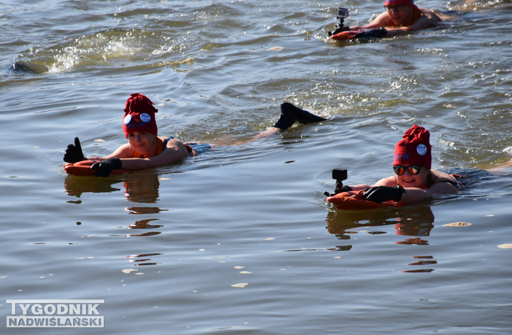 IX Zimowa Przeprawa Wisły Wpław