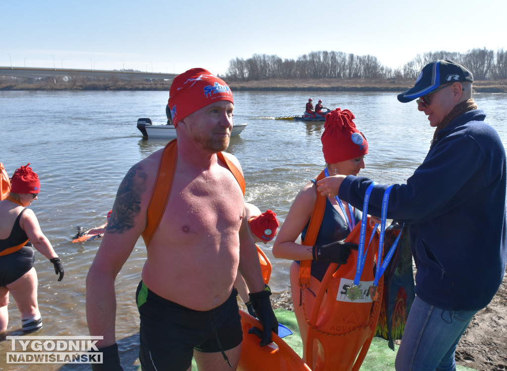 IX Zimowa Przeprawa Wisły Wpław