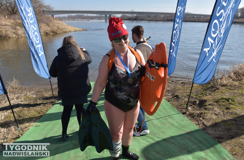IX Zimowa Przeprawa Wisły Wpław